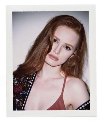 Madelaine Petsch Tão sexy