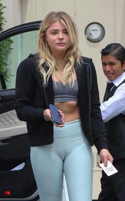 Chloe Grace Moretz Pé De Camelo