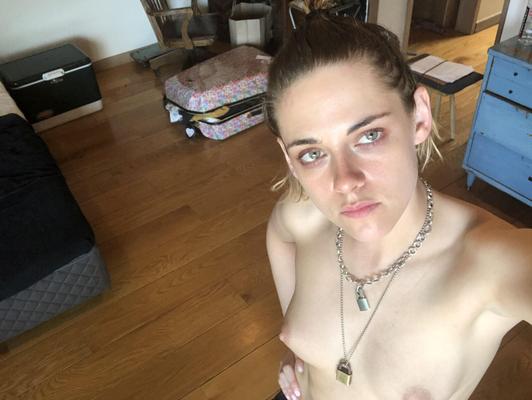 J'aime la déesse nympho des célébrités Kristen Stewart