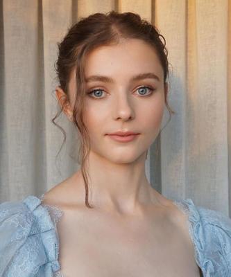 Thomasin McKenzie