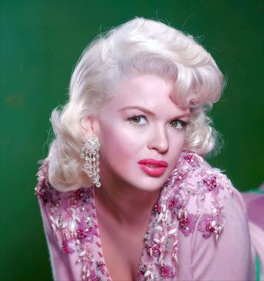 Jayne Mansfield's face in ultra high resolution