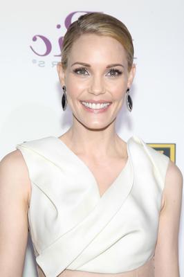 Leslie Bibb