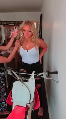 Natalie Alyn Lind