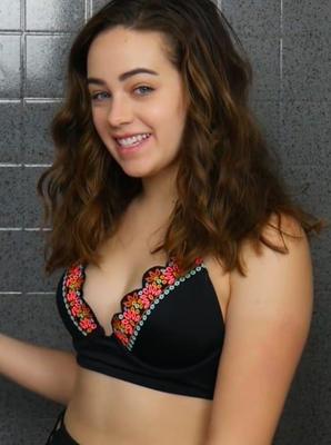 Mary Mouser