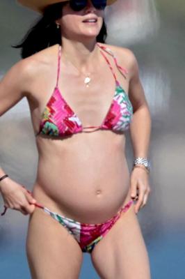 Selma Blair pregnant