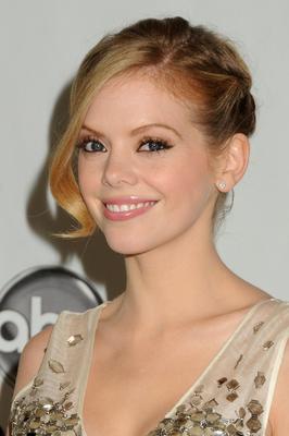 Dreama Walker