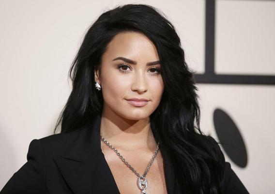 Demi Lovato – Grammy Awards